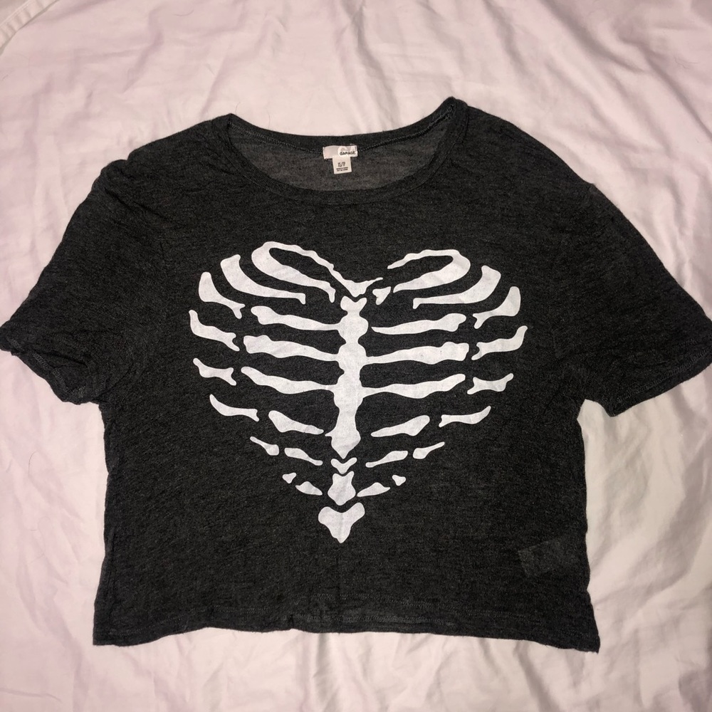 Garage crop tee